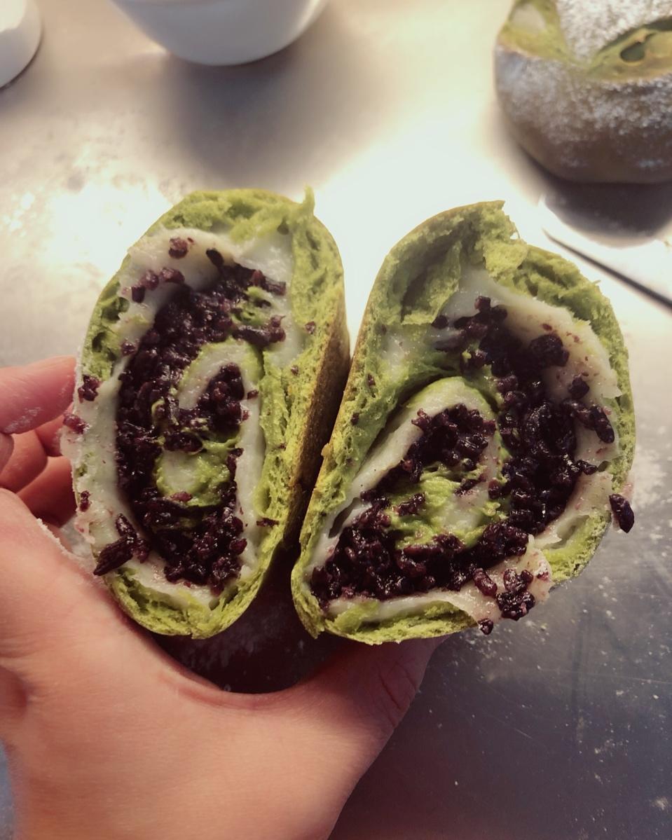 可可麻薯紫米软欧