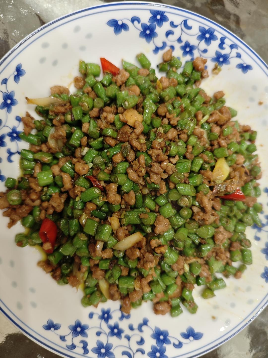 肉沫豆角下饭菜