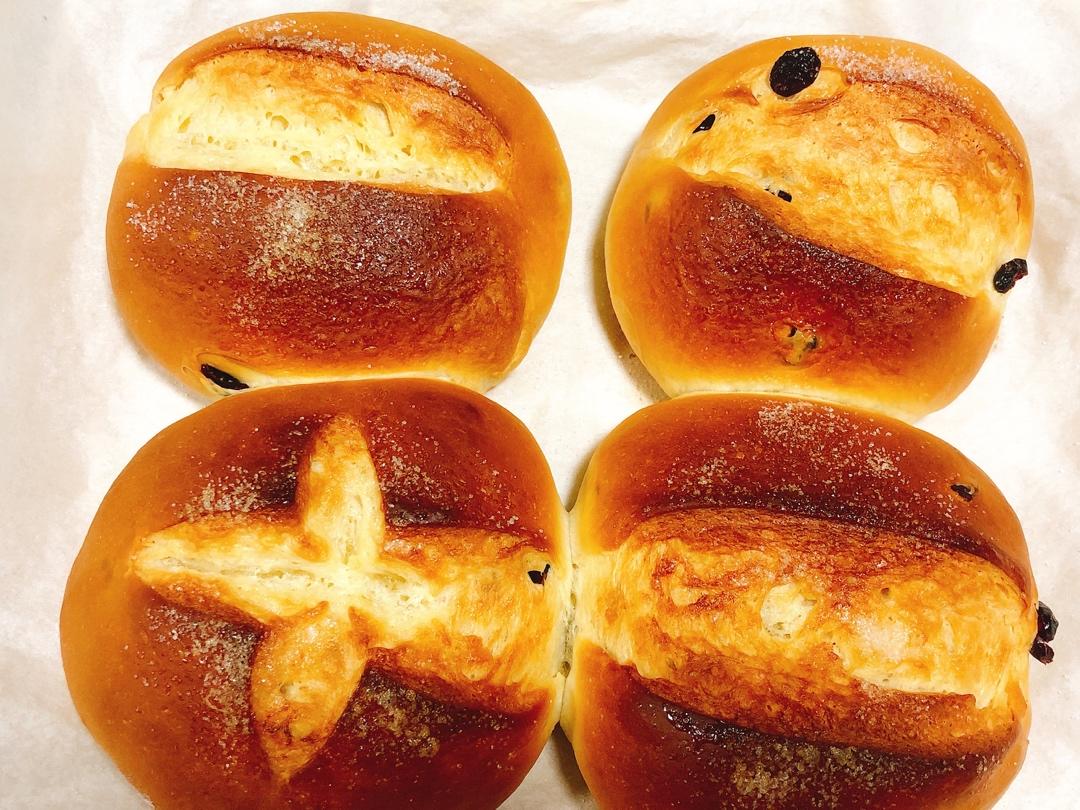 葡萄软欧（仿原麦山丘）Milk flavored bread filled with raisins and butter