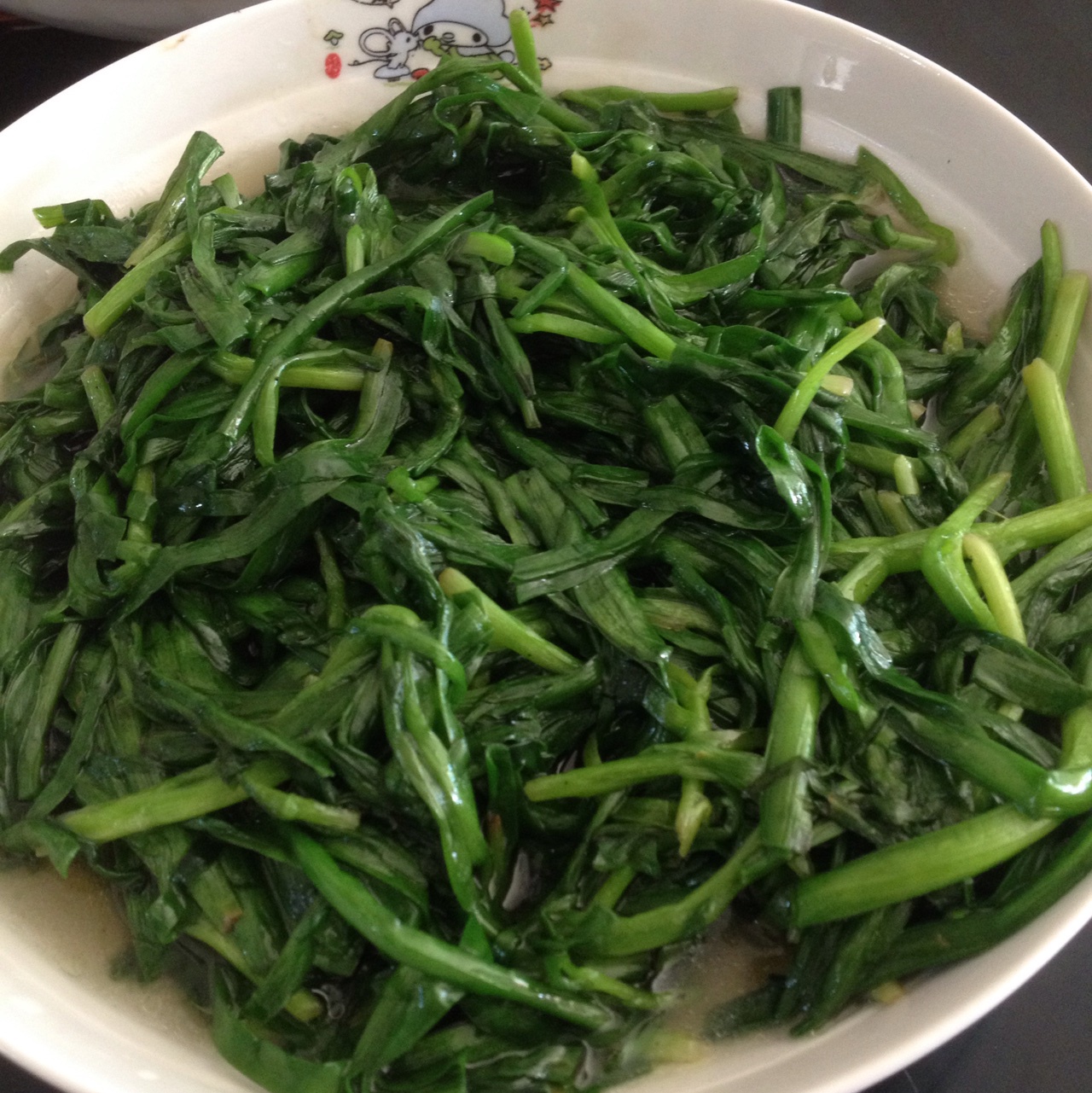 ivy土豆妈做的清炒韭菜花