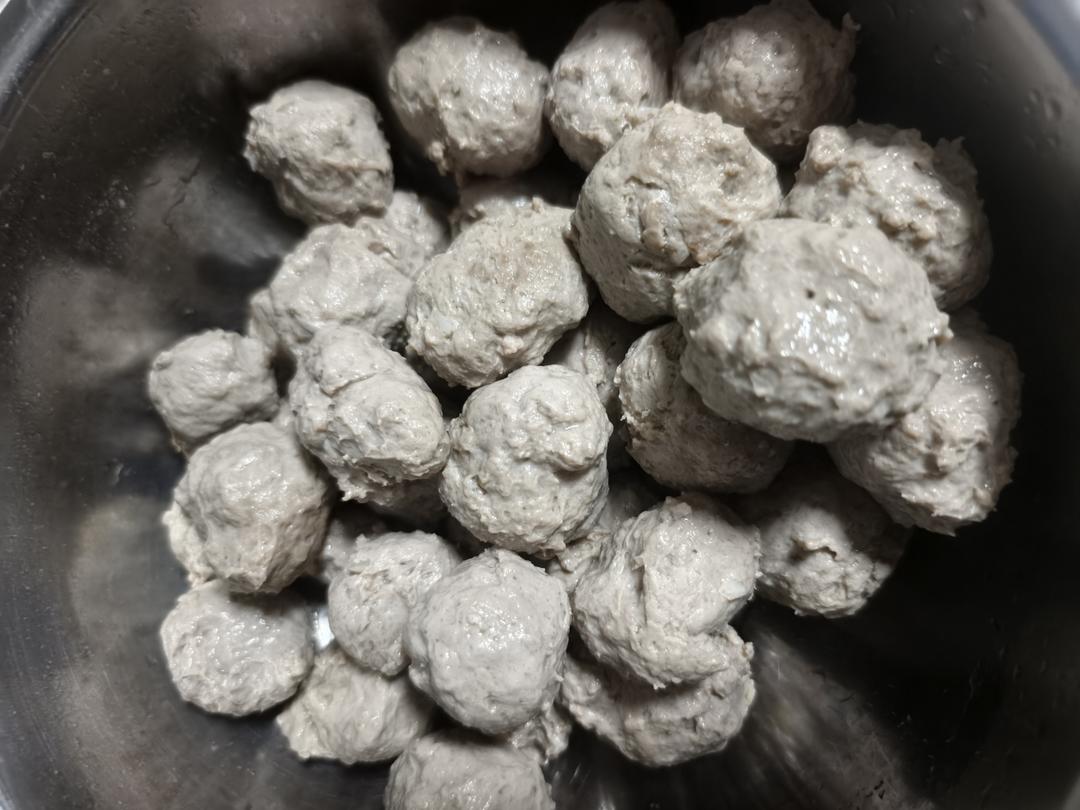 自制Q弹牛肉丸（搅拌机版）（不用手打也能上筋）