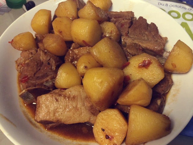 土豆炖排骨