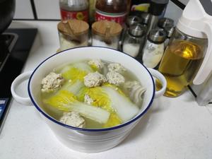 白菜豆腐丸子汤的做法 步骤6
