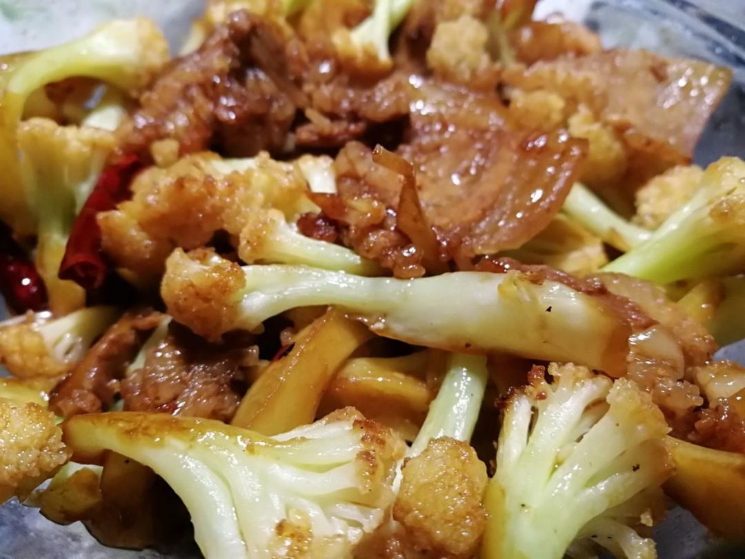 老丁的私房菜-干锅花菜