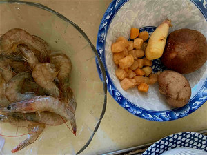 海参干贝粥的做法 步骤1