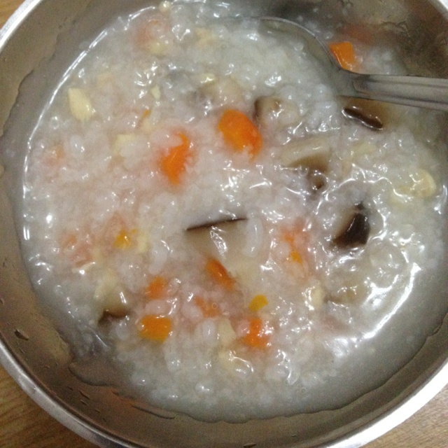 香菇鸡肉粥