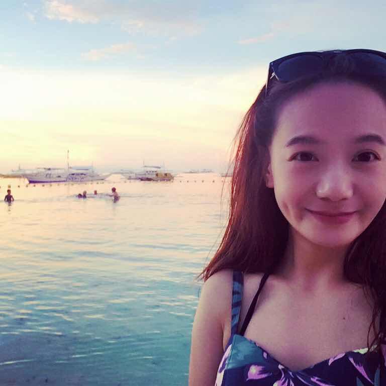 蜜丝唐