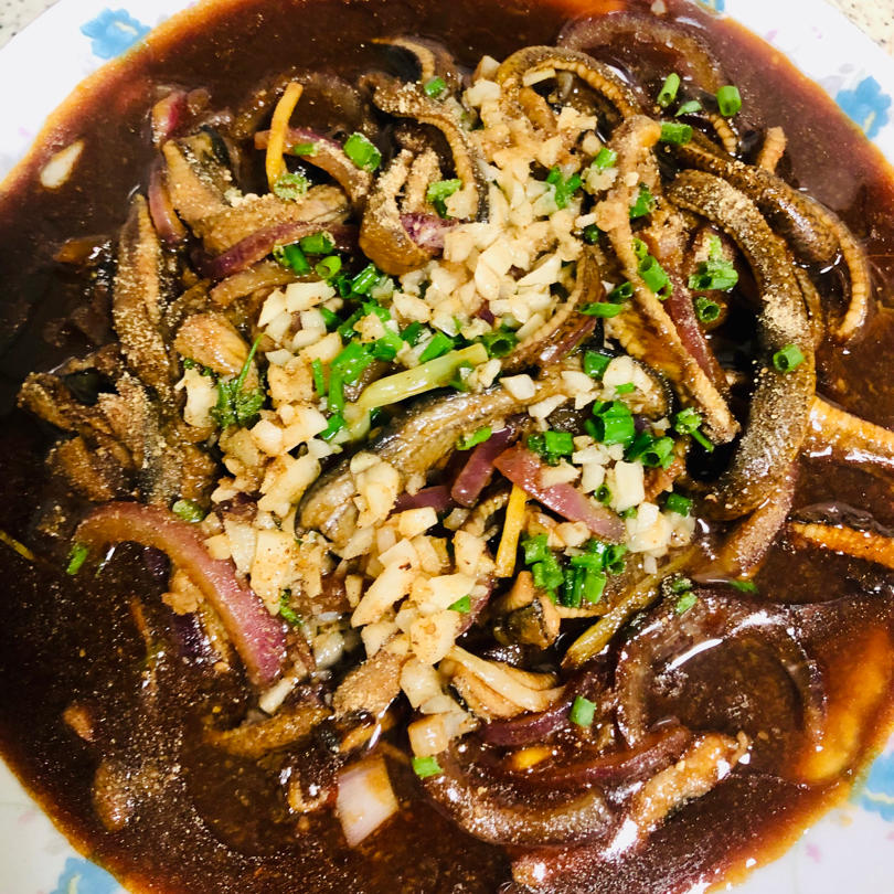 响油鳝丝