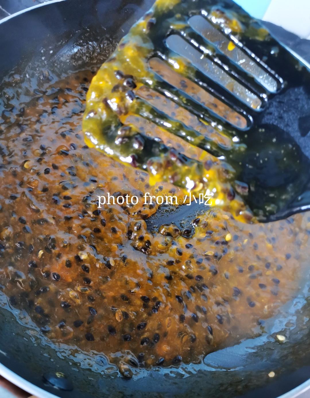 颗粒感十足的枇杷酱