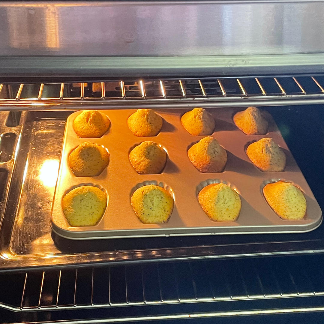 狐狸哥| 香气绝绝子：伯爵柠檬玛德琳