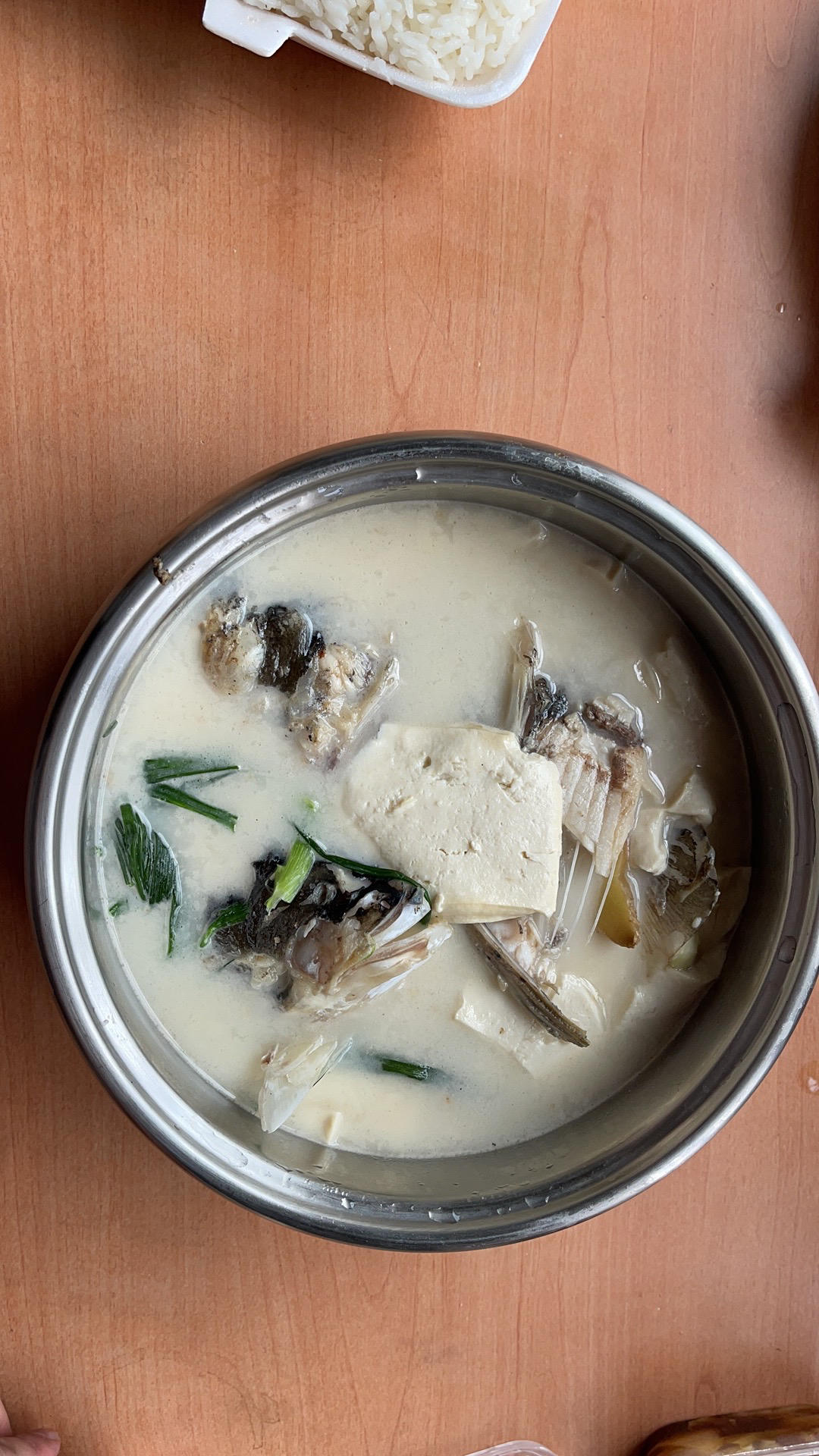 鱼头豆腐汤
