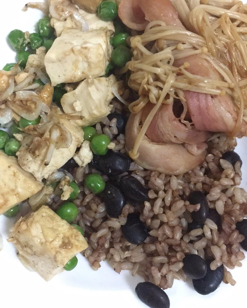 青豆炒双色豆腐