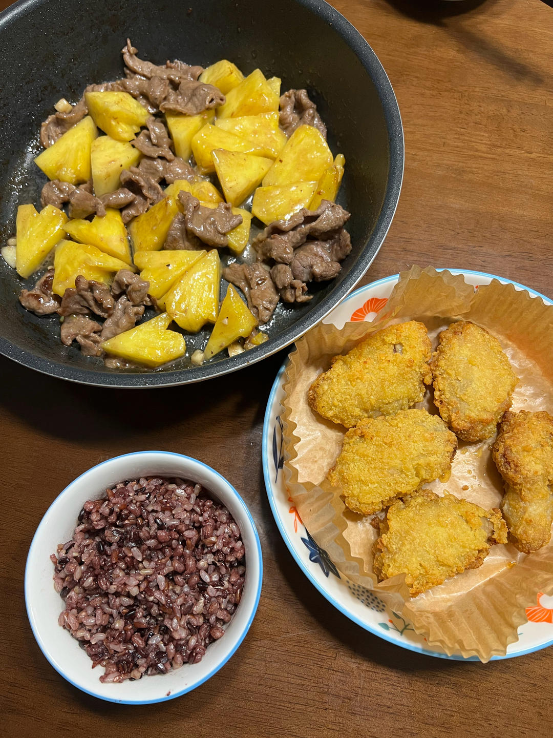 特开胃牛肉炒菠萝