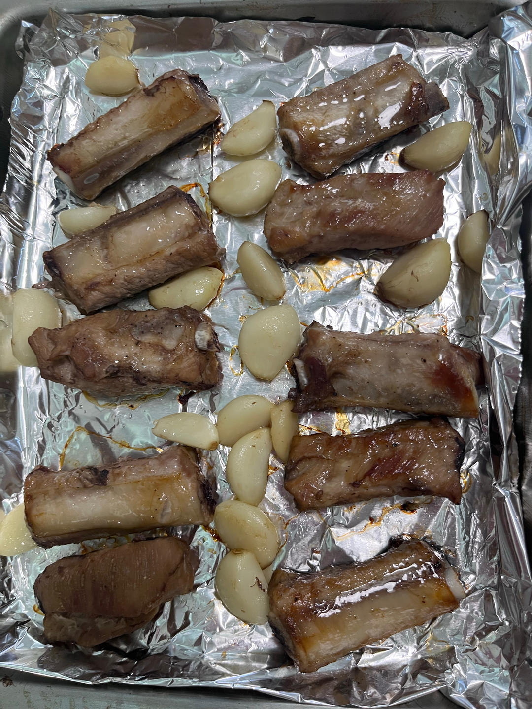 烤蒜香排骨