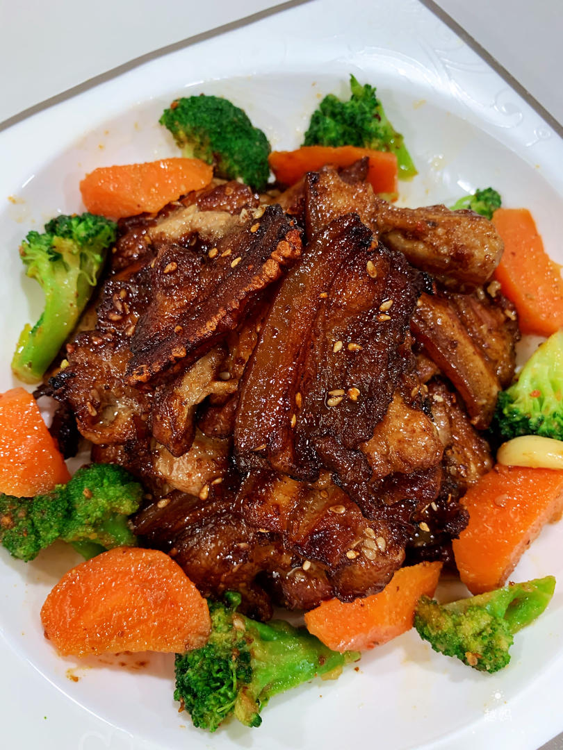 比红烧肉好吃百倍的香烤五花肉