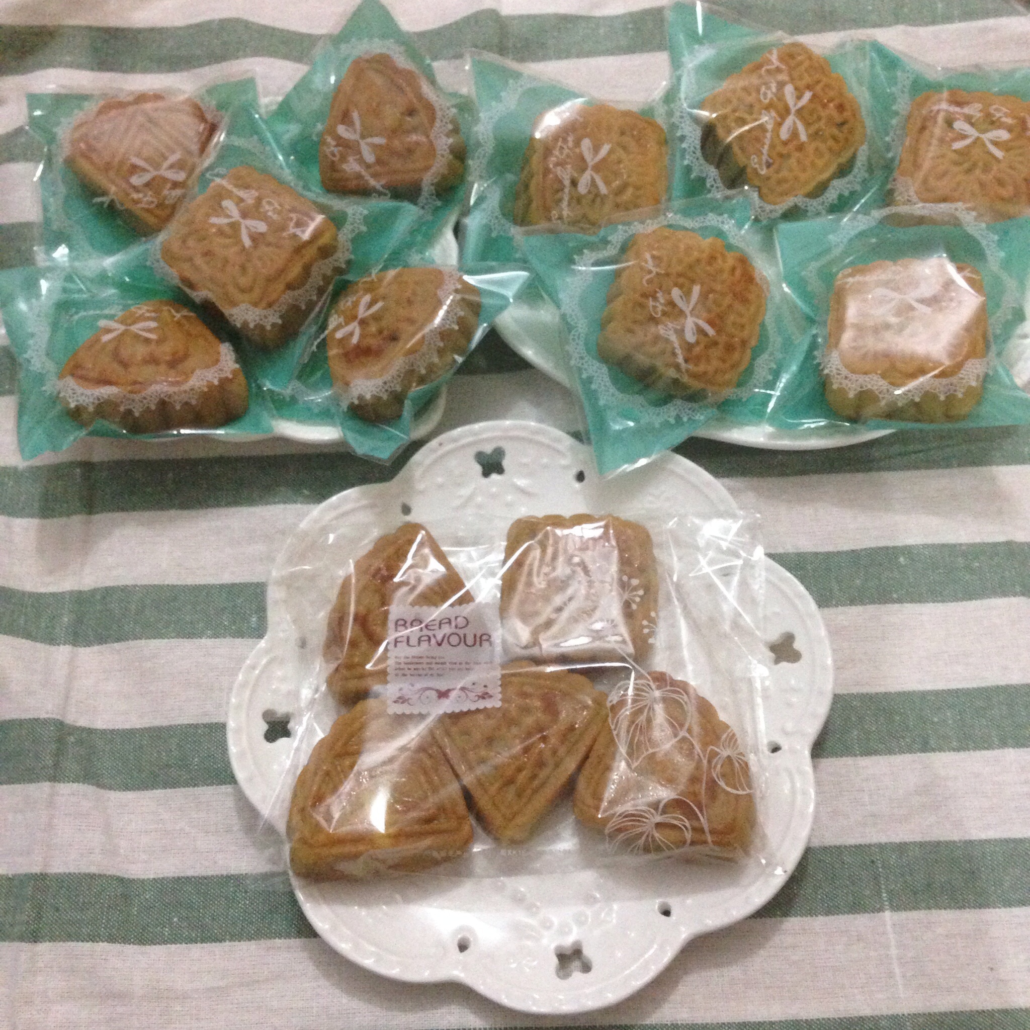 广式月饼——蛋黄莲蓉月饼