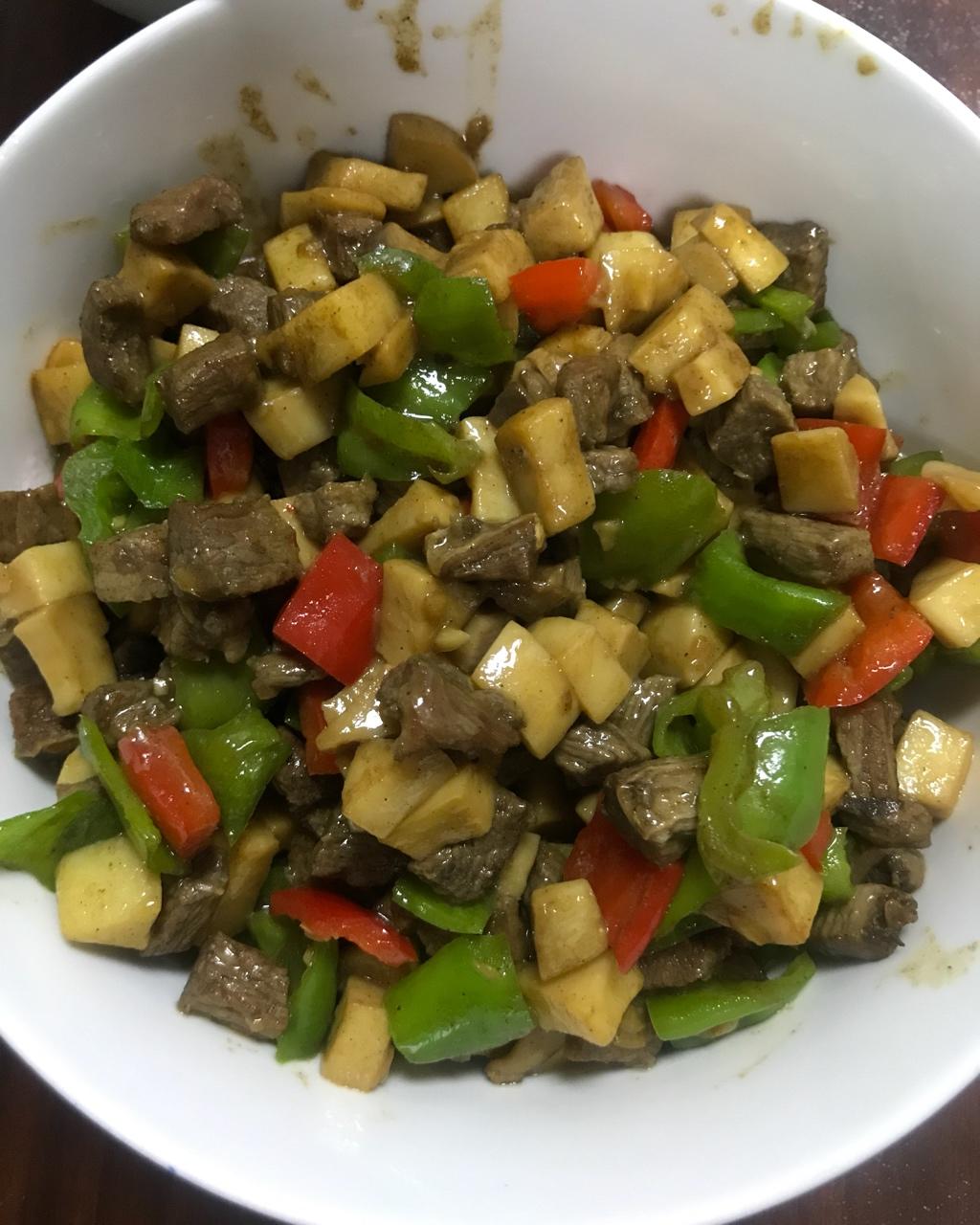 家常菜~杏鲍菇烧牛肉粒