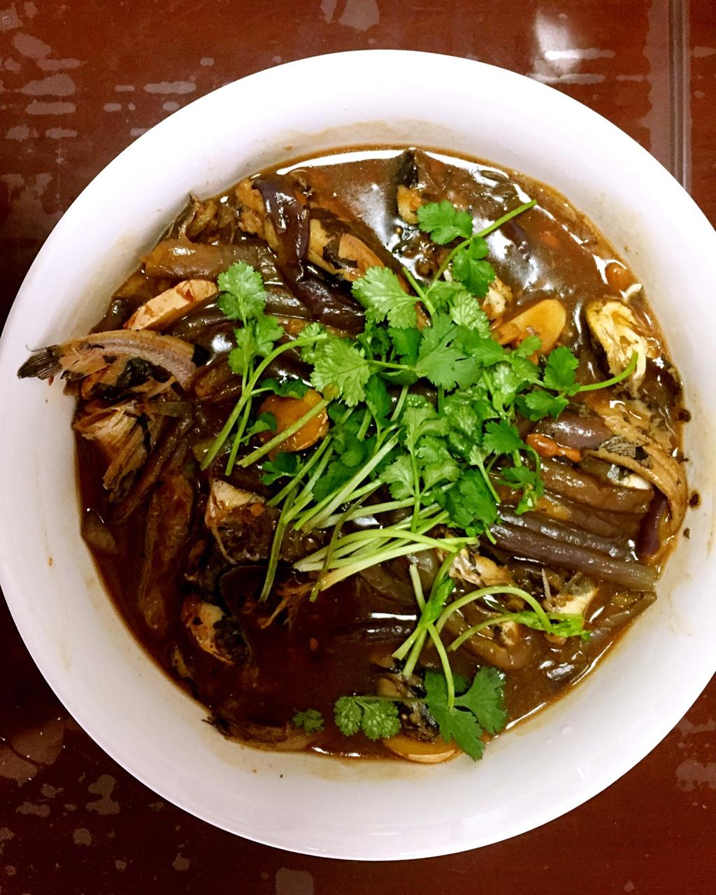 芒果私房菜做的鲶鱼炖茄子