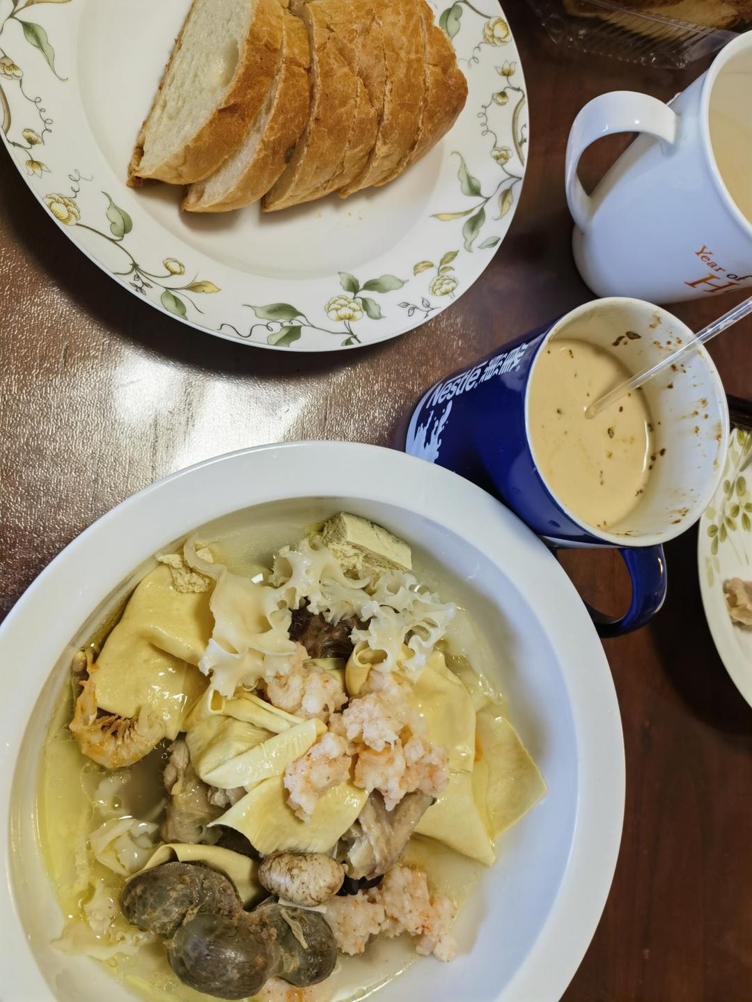 鸡汤火锅