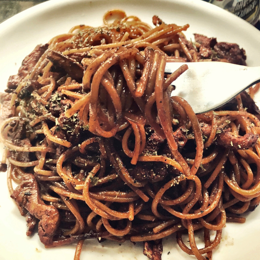 大象蚂蚁和小象们做的黑胡椒意大利面