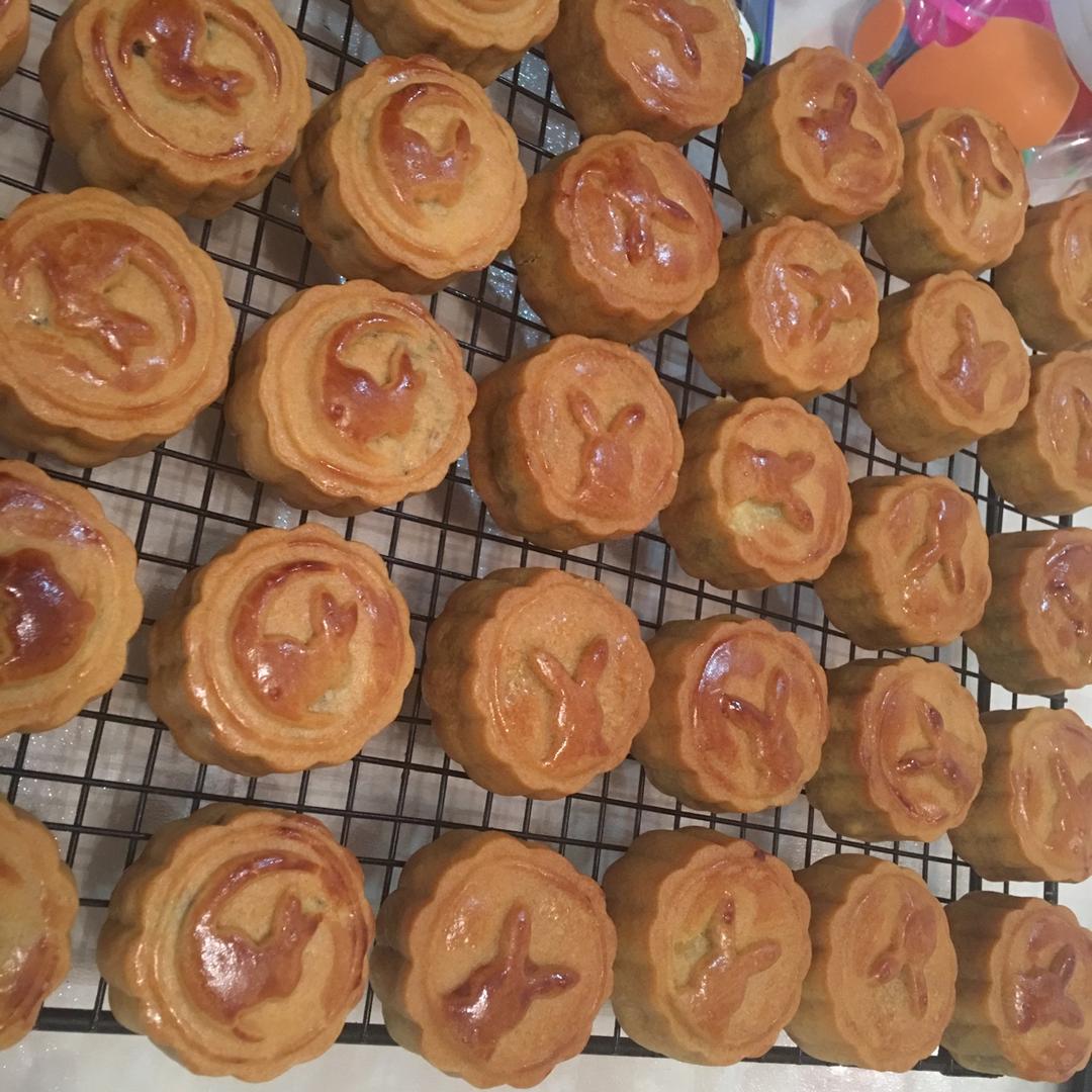 广式月饼——蛋黄莲蓉月饼