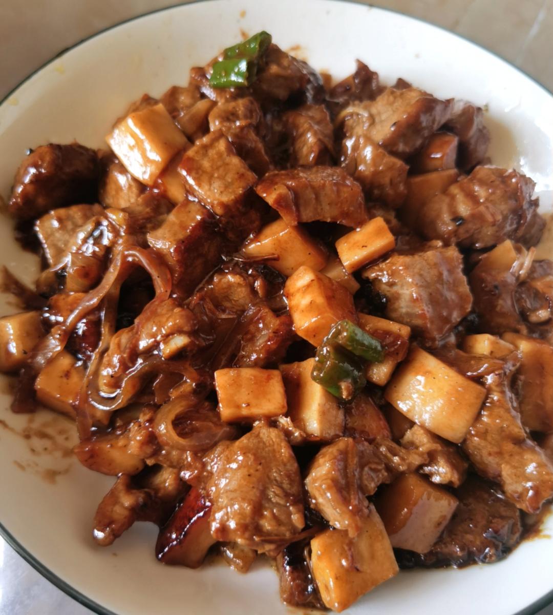 黑椒杏鲍菇牛肉粒