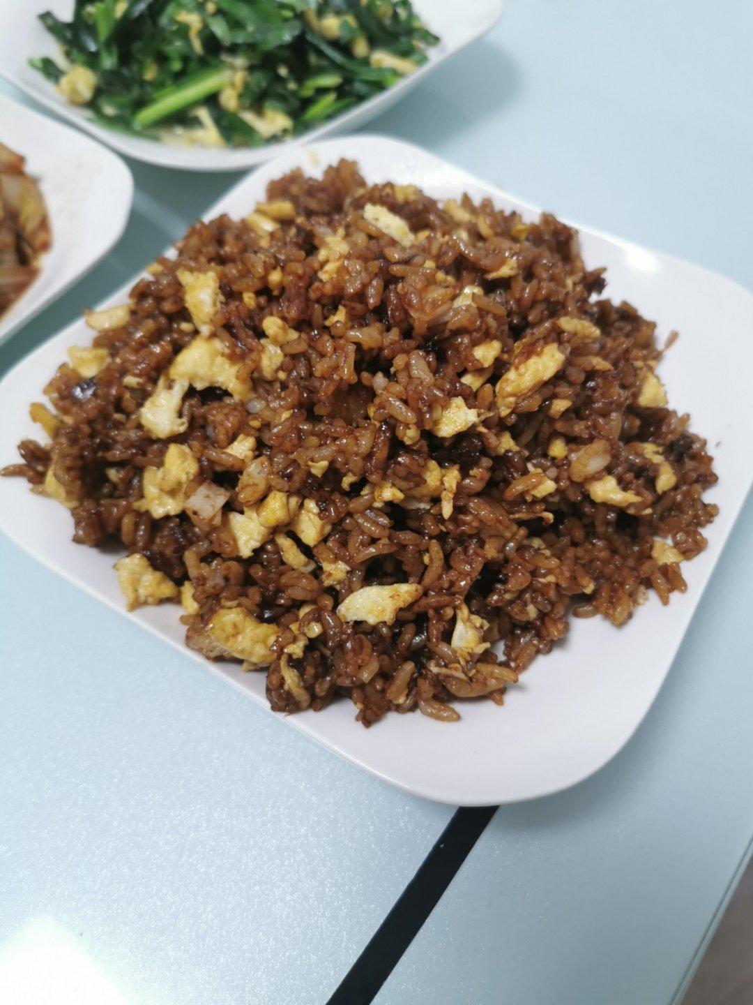 酱油炒饭(超级简单)