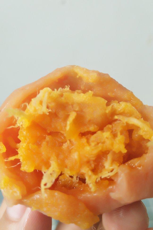 网红青团～～咸蛋黄肉松青团