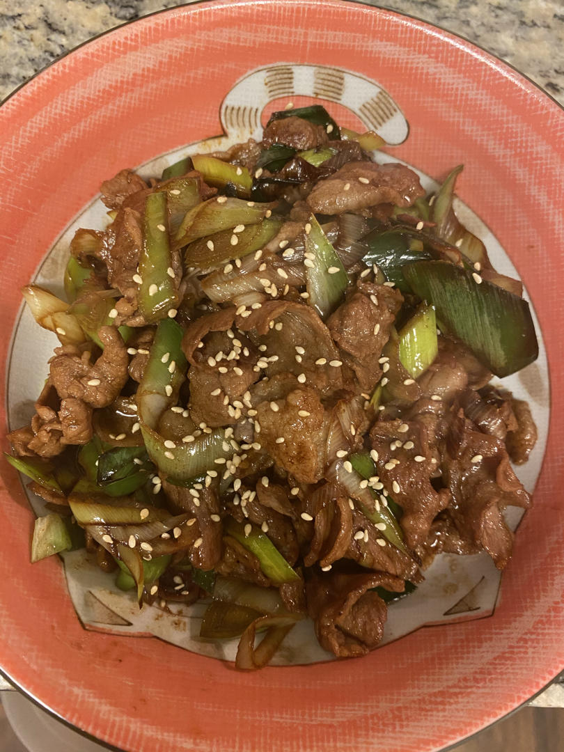 嫩滑好吃的孜然葱爆羊肉