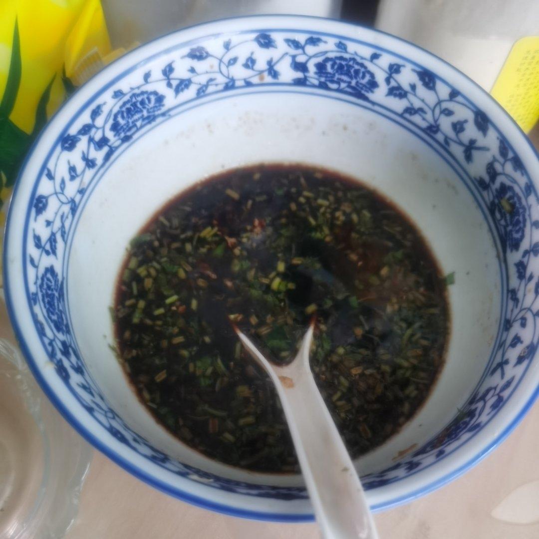白斩鸡—独家秘制蘸酱料