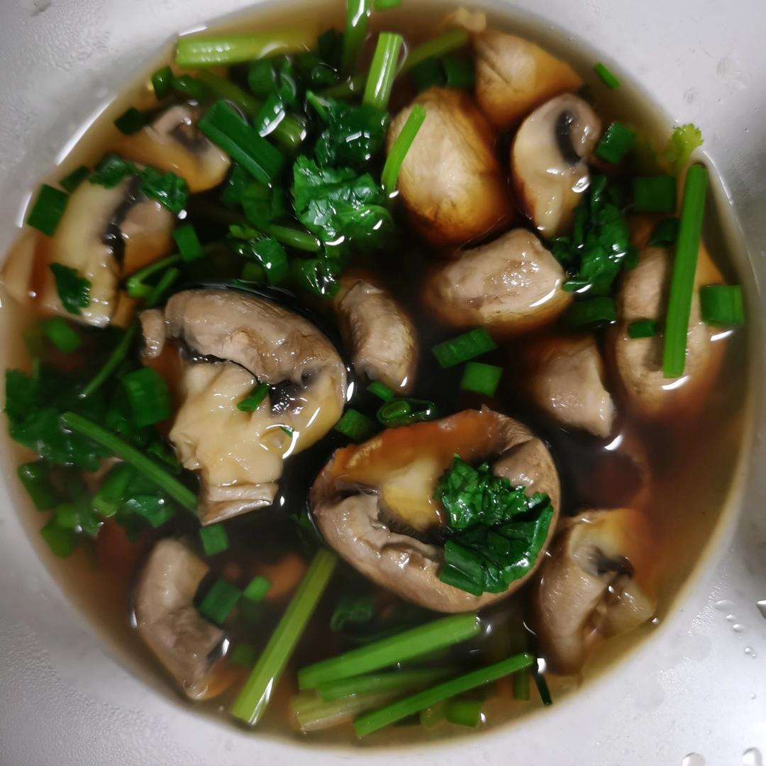 一口难忘的鲜香蘑菇🍄