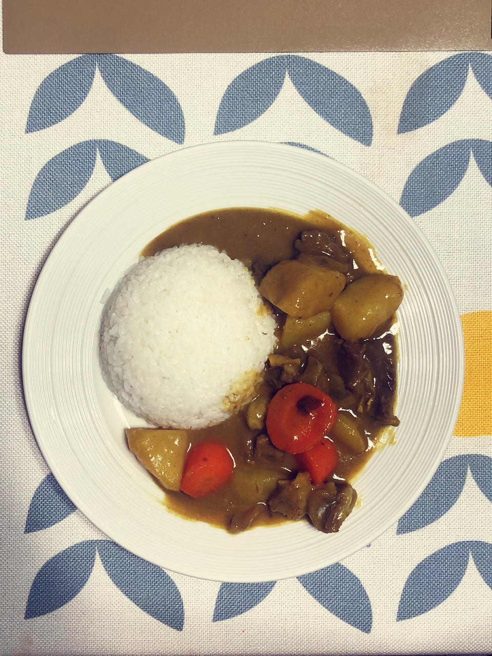 咖喱牛腩