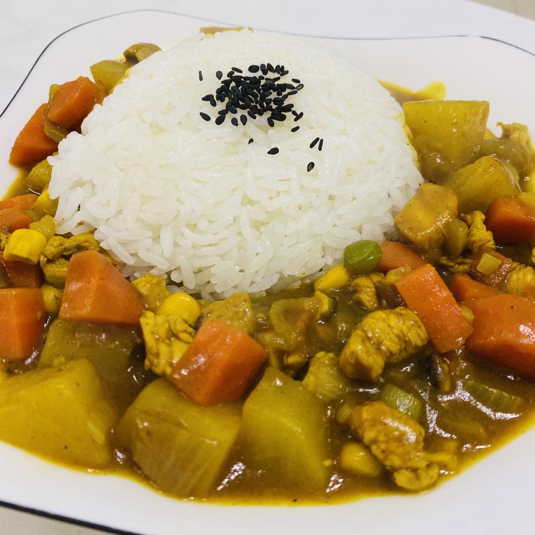 咖喱鸡肉饭