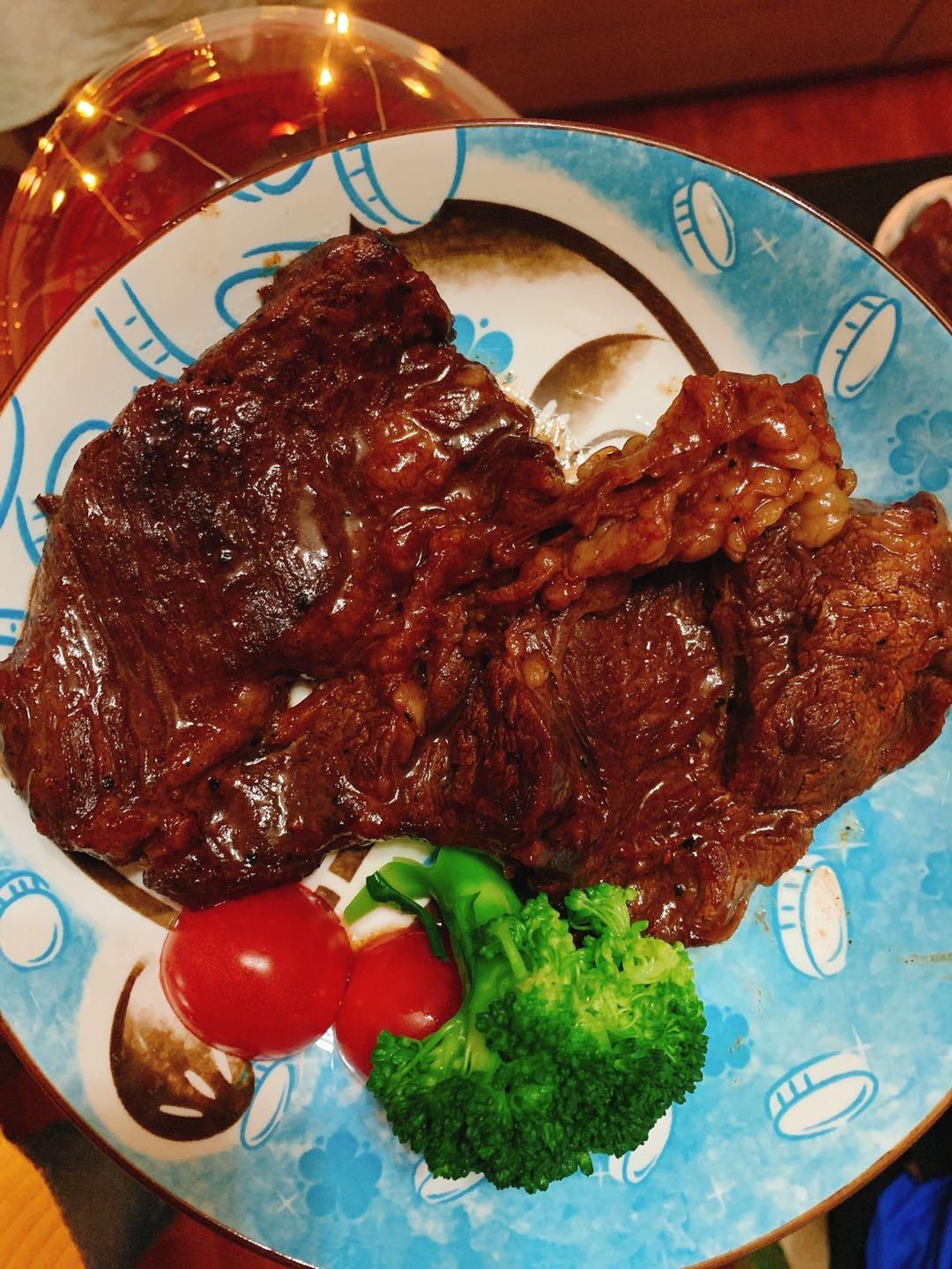 好吃到哭的煎牛排