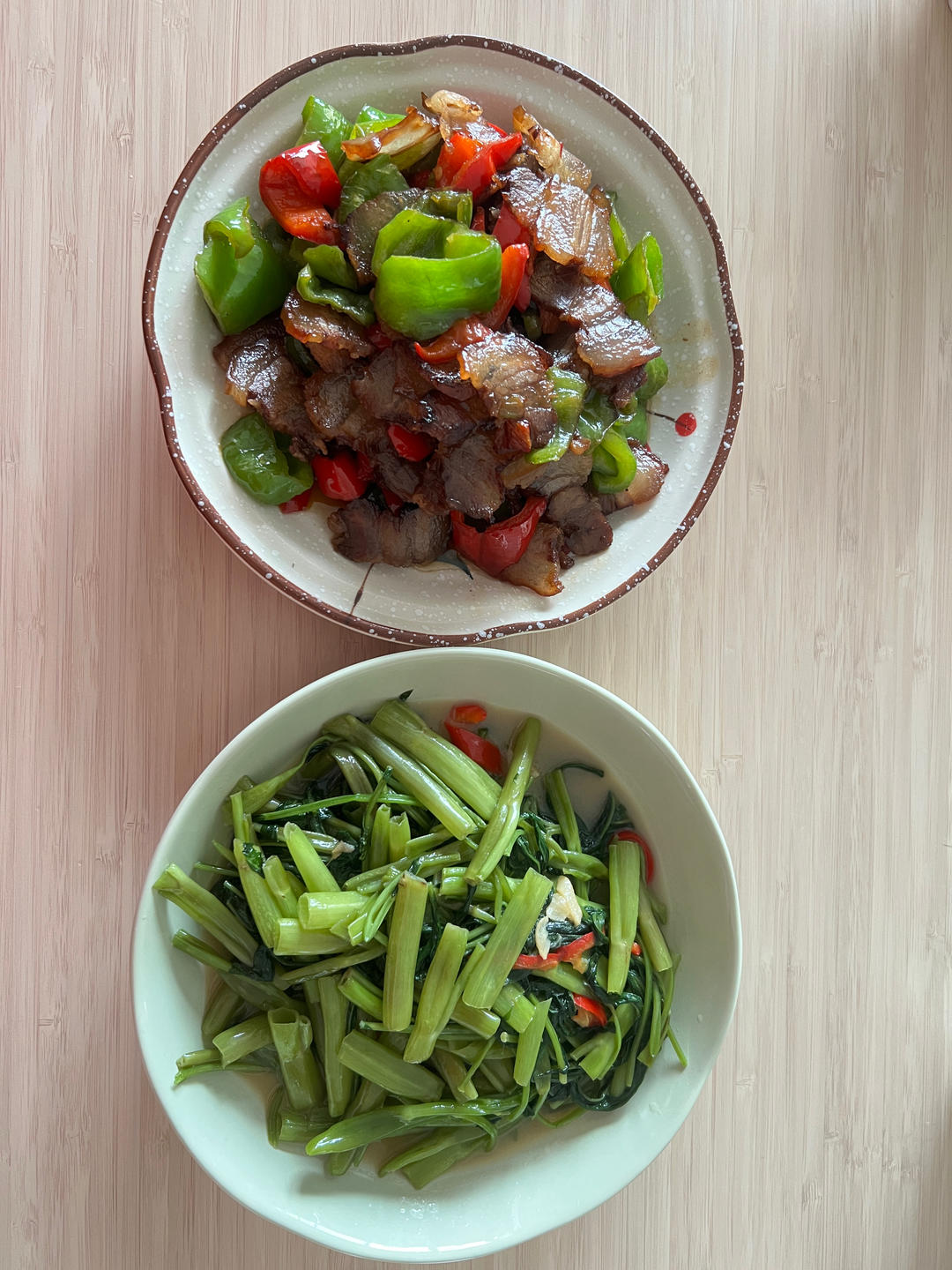 广东大排档风味椒丝腐乳炒空心菜