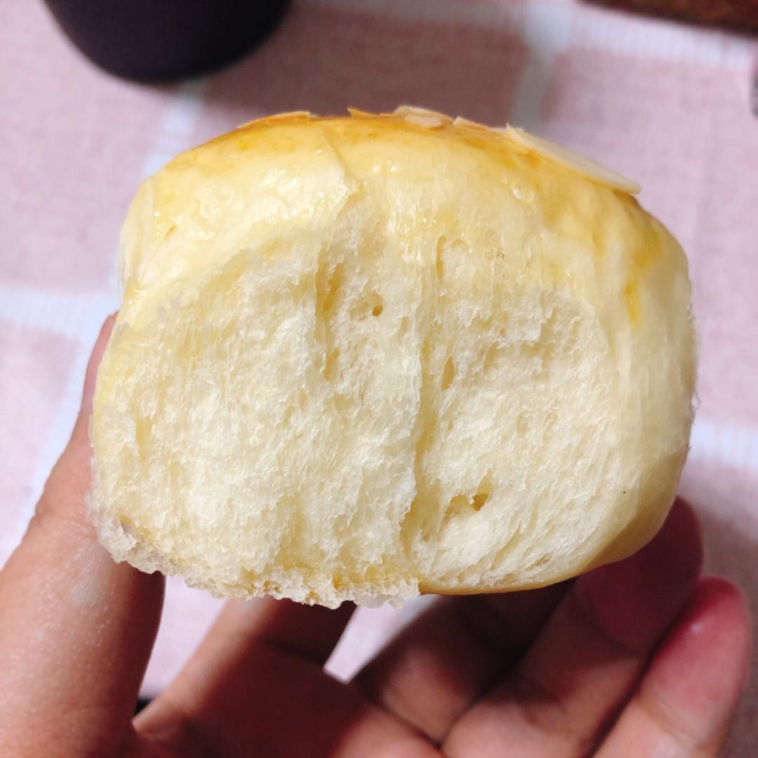 鲜奶油小餐包（一次发酵）