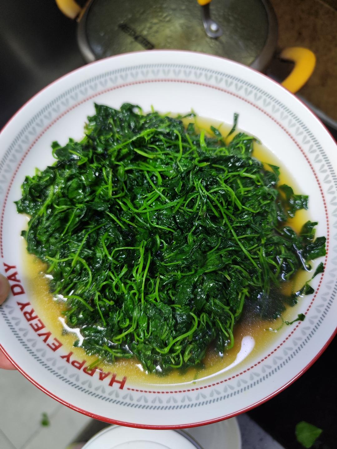 16秒搞定一盘酒香草头