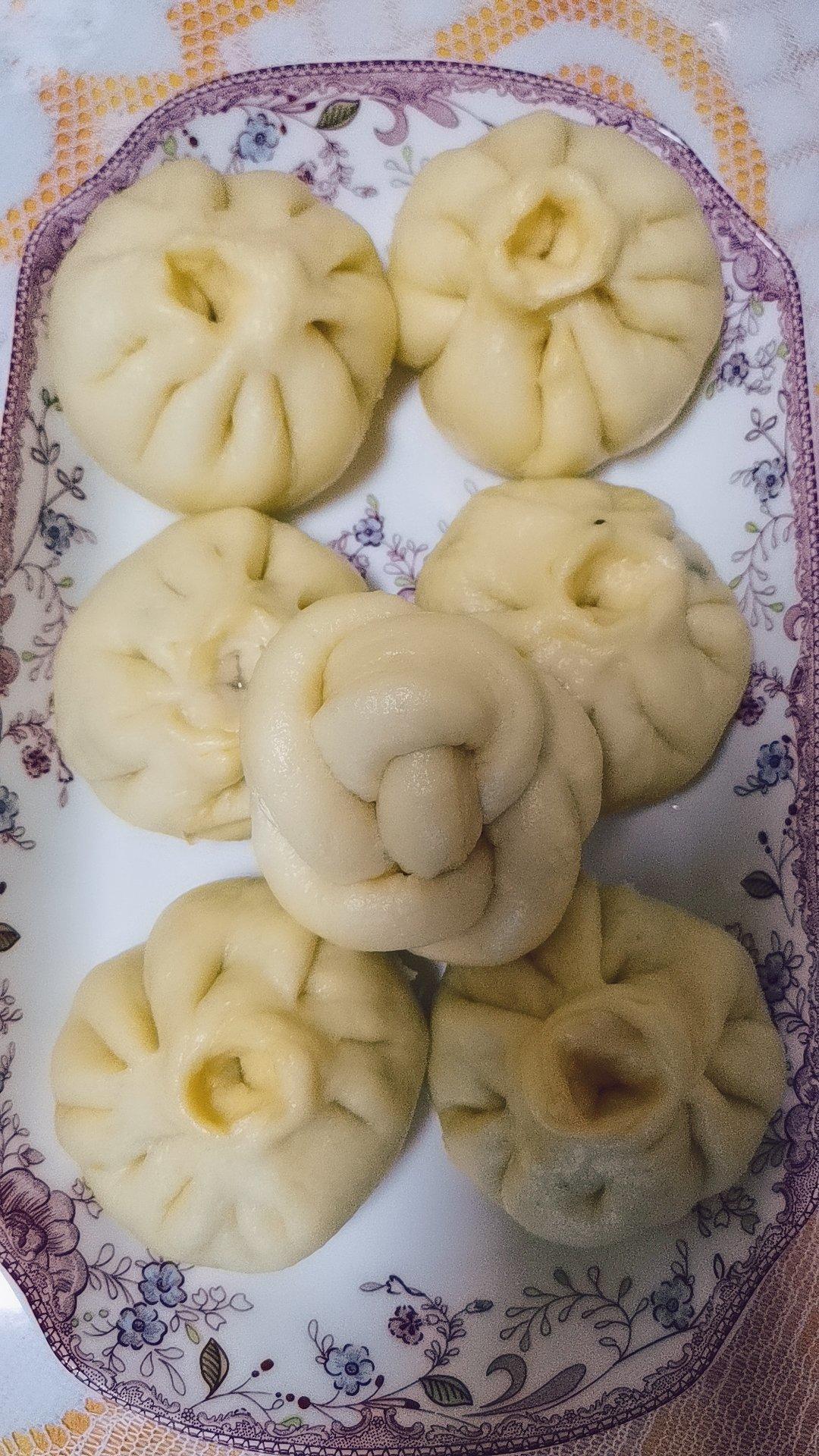 芹菜素馅包子