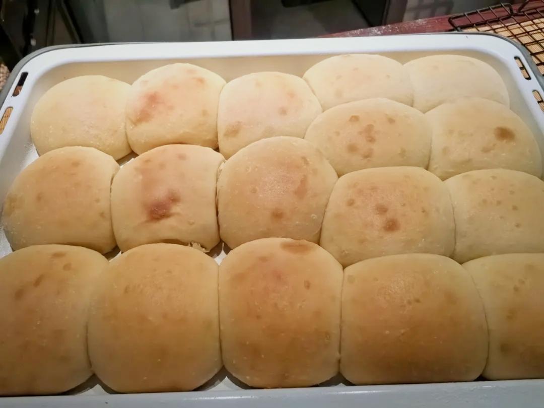 如云朵般☁️ 软白淡奶油餐包｜消耗淡奶油