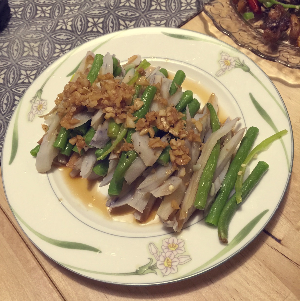 【丘比美食】蒜泥凉拌豇豆莲藕