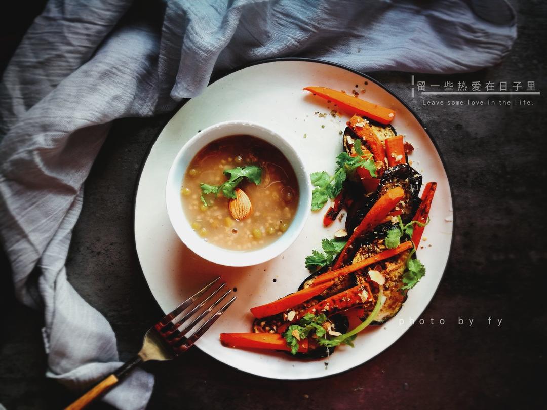 烤胡萝卜沙拉(Red roasted carrots)