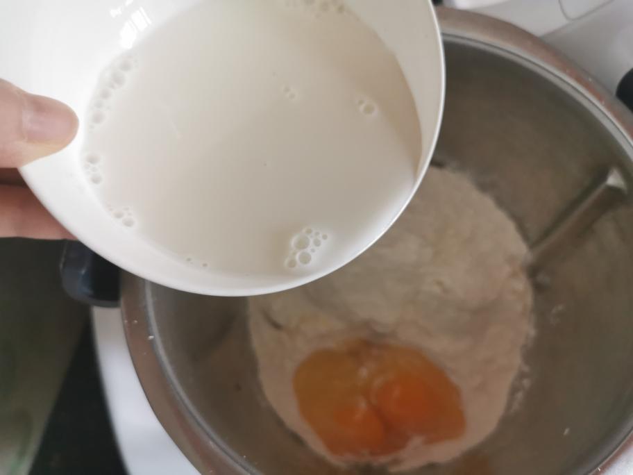 纯奶手撕吐司的做法 步骤1