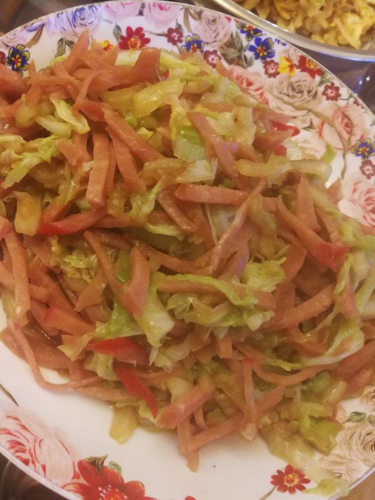 快手菜之火腿包菜