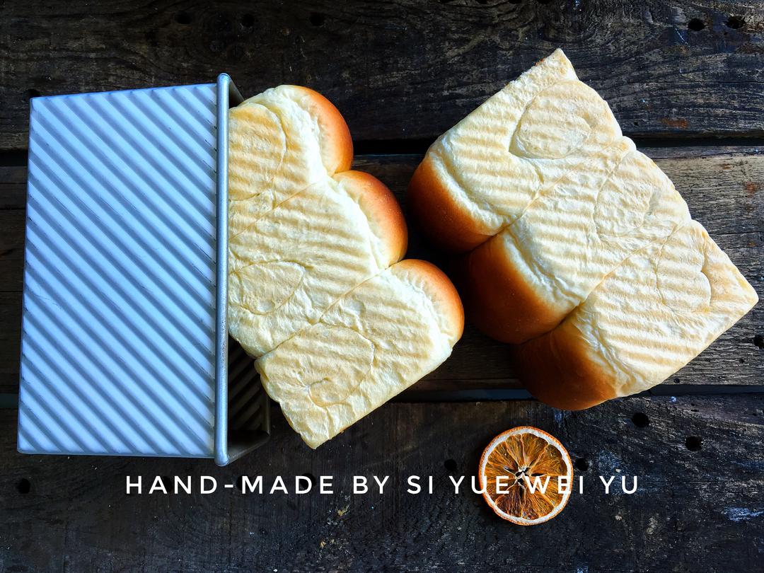 纯奶手撕吐司的做法 步骤1