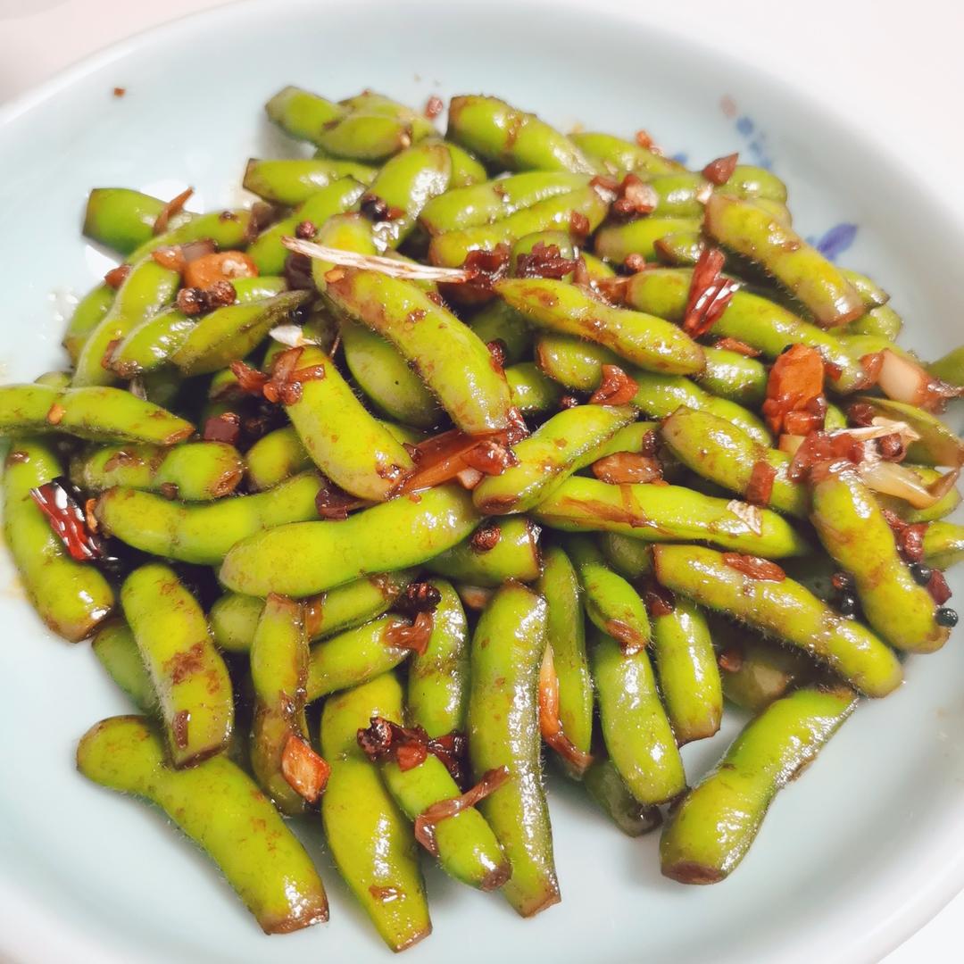 武汉夜市标配嗦毛豆