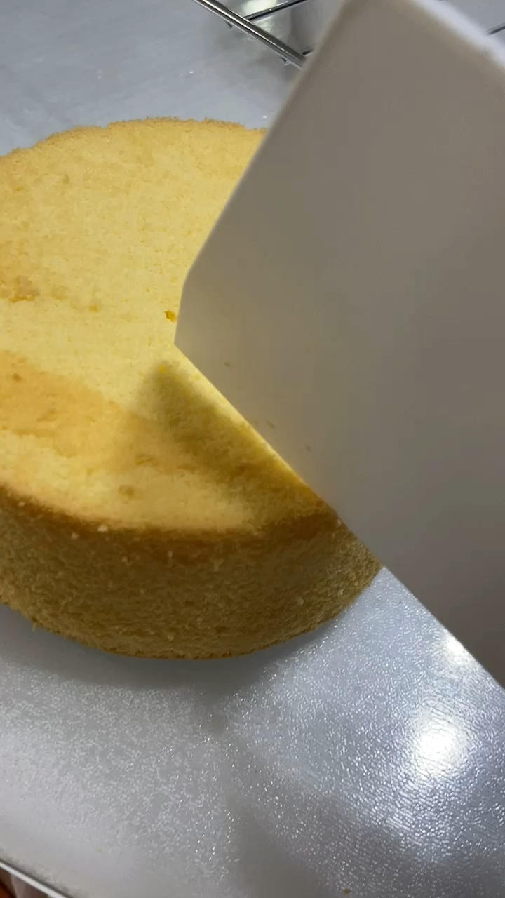 六寸戚风蛋糕(掌握这几点，做戚风就跟煮米饭一样简单)