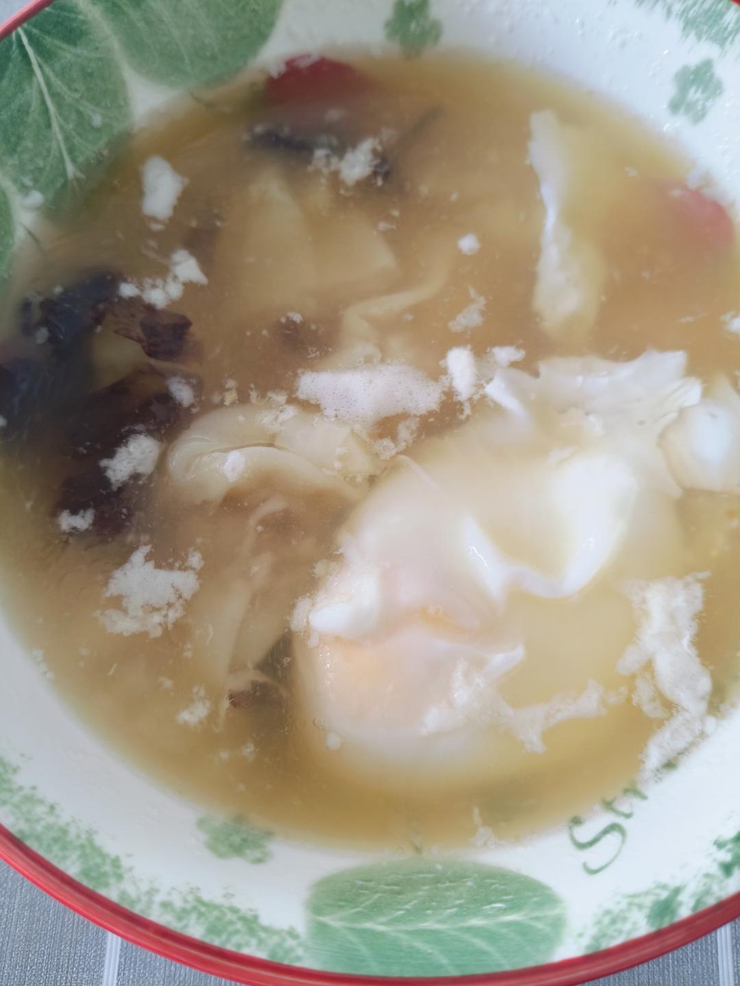 馄饨汤底这么调，简单几步成佳肴