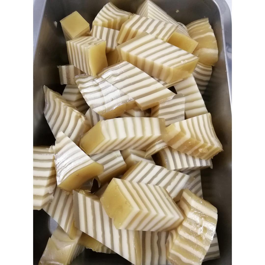 椰汁马蹄千层糕（材料简单，做法简单，全家适合的Q弹Q弹233）
