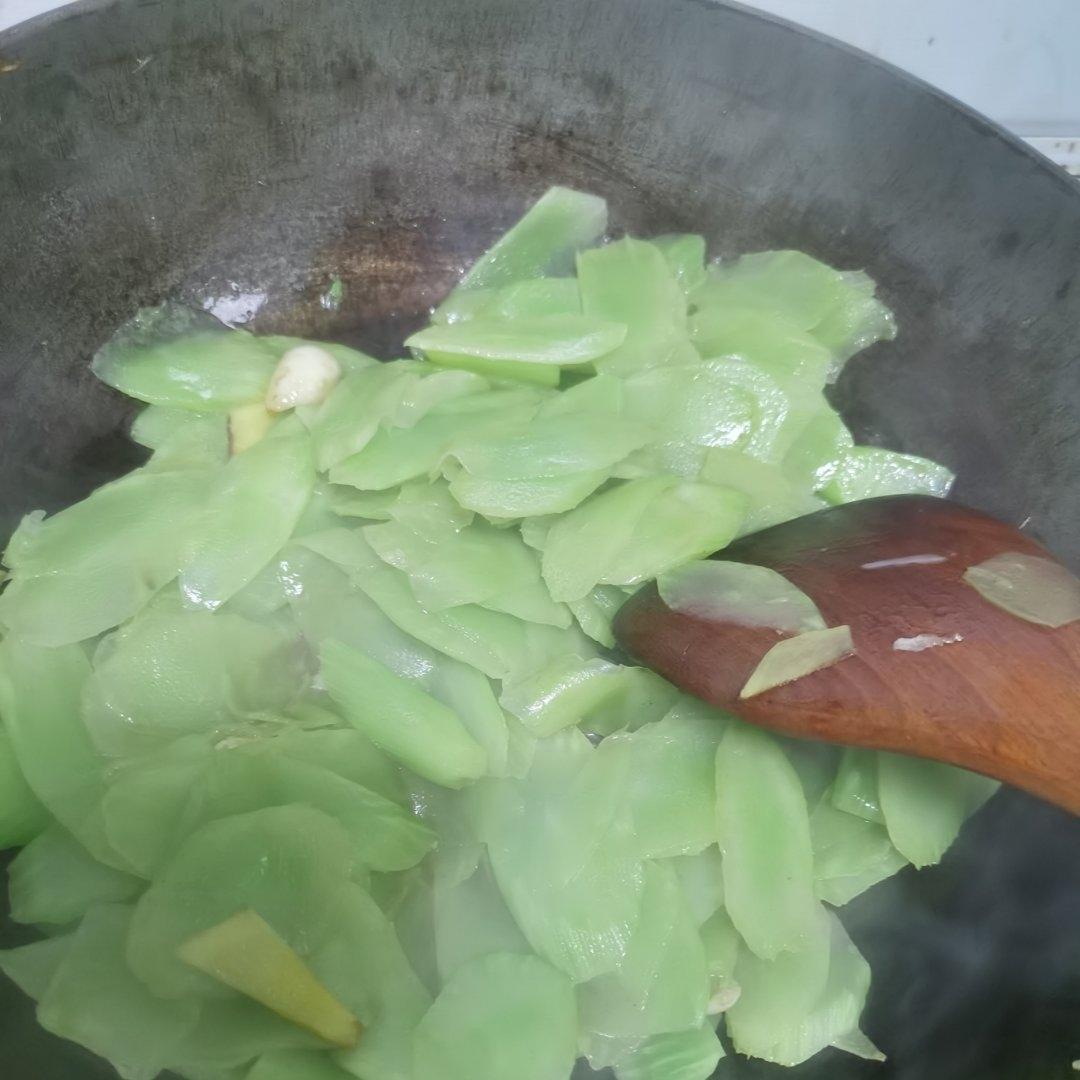 清炒可味莴笋