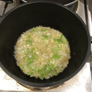 意式豌豆烩饭risotto的做法 步骤4